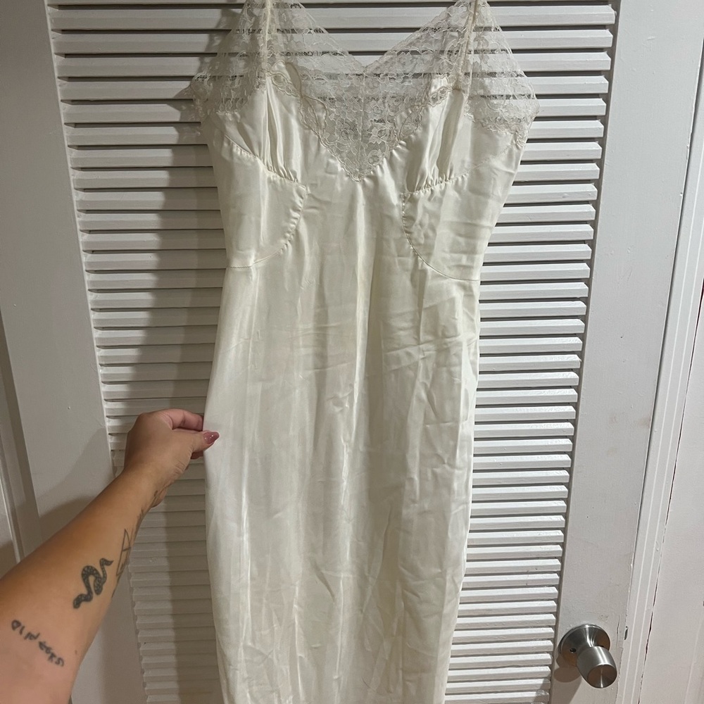 Antique night gowned